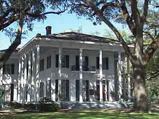  Alabama:  アメリカ合衆国:  
 
 Bragg-Mitchell Mansion